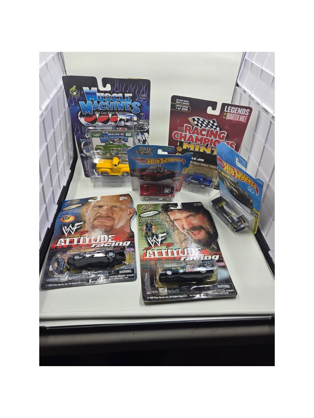 1999 Road Champs 'Attitude Racing' 1:64 Scale Die-Cast Collector's Edition Blisr
